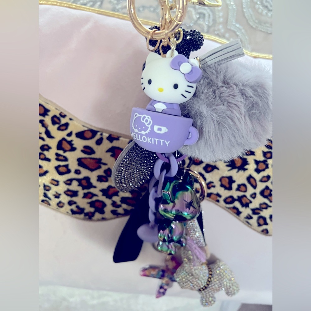High-End Handmade Hello Kitty Keychain - Unique Design! Hold for Customer